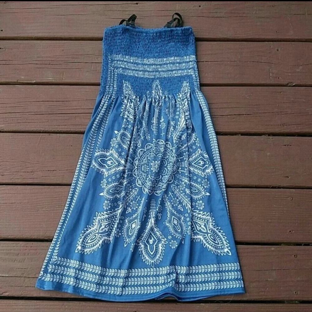 Blue Flowy Dress With White Detailing